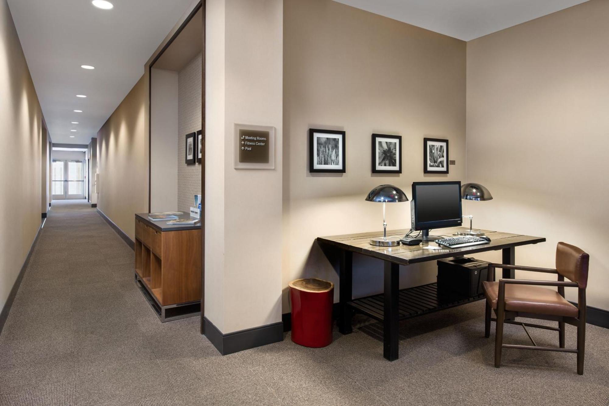 Four Points By Sheraton At Phoenix Mesa Gateway Airport Zewnętrze zdjęcie